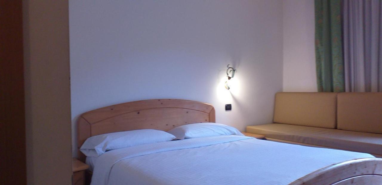 Hotel Villa Fosine Pinzolo Esterno foto