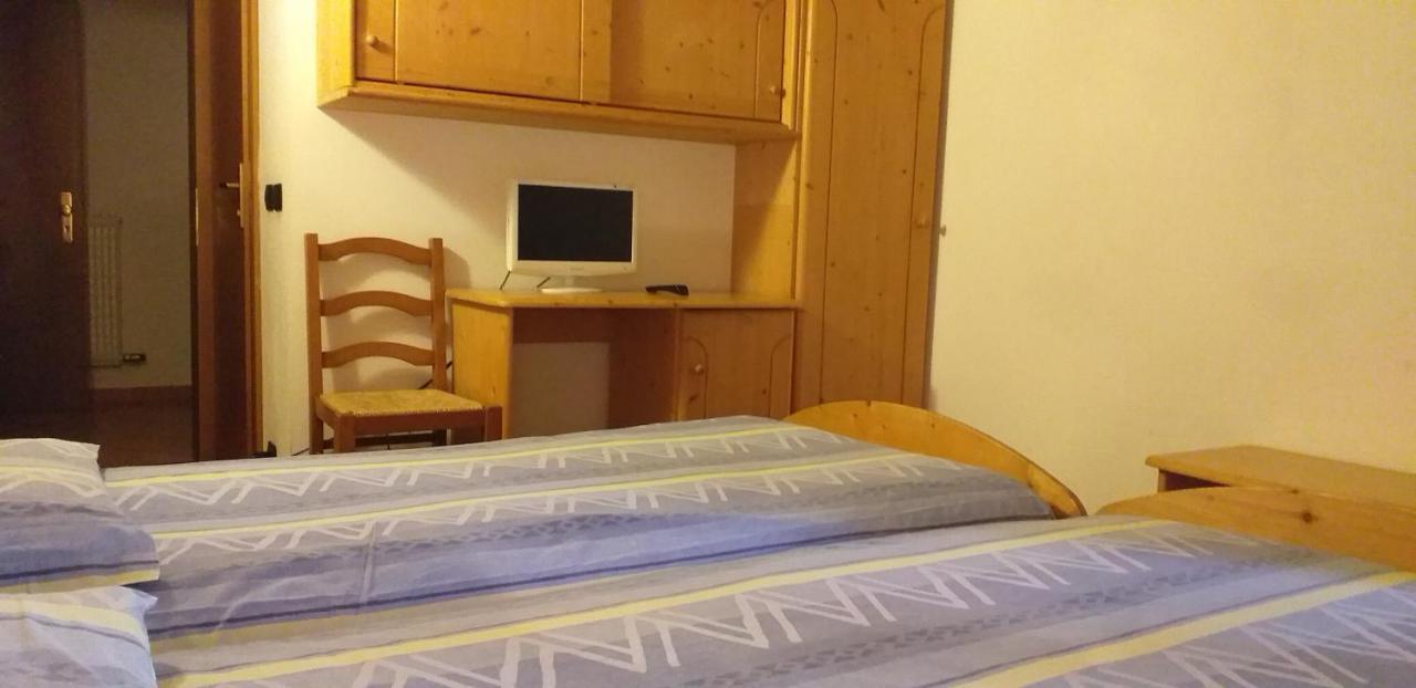 Hotel Villa Fosine Pinzolo Esterno foto