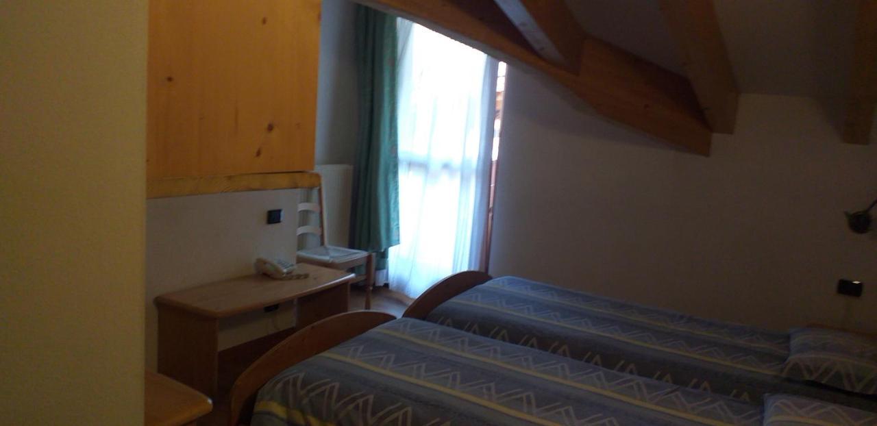 Hotel Villa Fosine Pinzolo Esterno foto