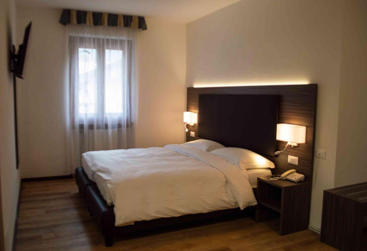 Hotel Villa Fosine Pinzolo Esterno foto