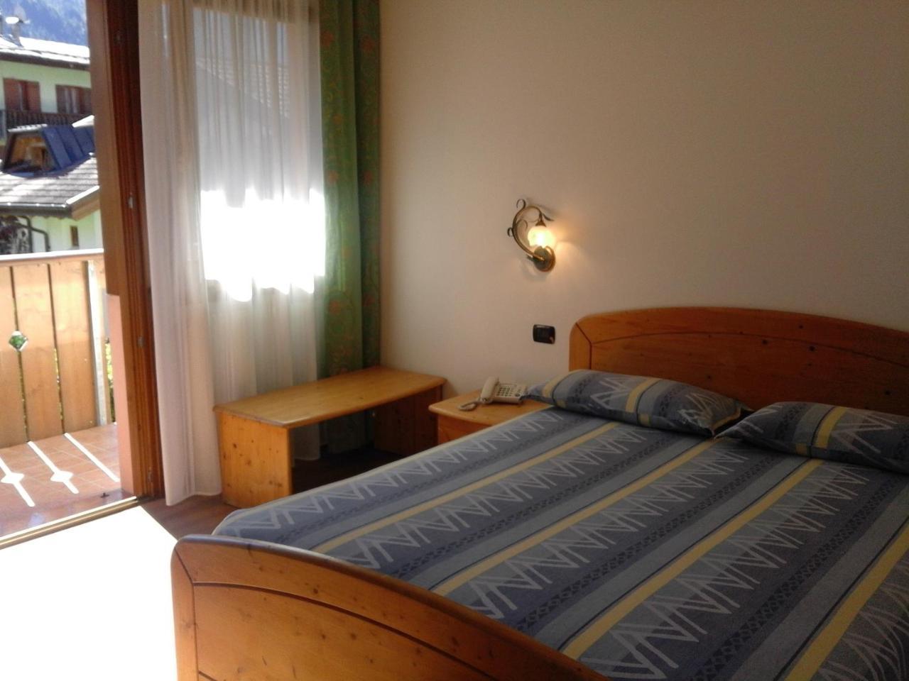 Hotel Villa Fosine Pinzolo Esterno foto